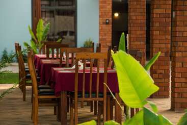 Medan Hotel & Apartments