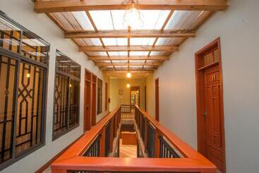 Medan Hotel & Apartments