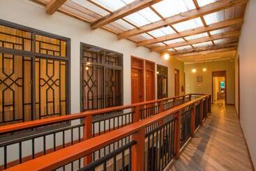 Medan Hotel & Apartments