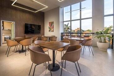 هتل único   Stay & Residences By Ava