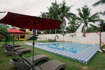 هتل Villa Lourdes Resort