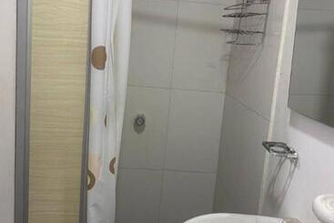 پانسیون Hostal Marjul