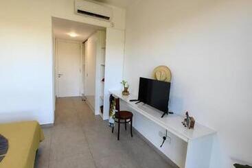 پانسیون J Vais Residence By Sov