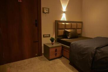 پانسیون Kesar Nivas Luxury Guest House