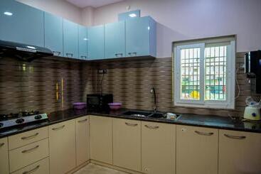 پانسیون Kesar Nivas Luxury Guest House