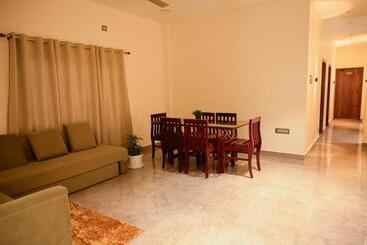 پانسیون Kesar Nivas Luxury Guest House