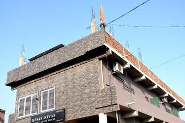 پانسیون Kesar Nivas Luxury Guest House