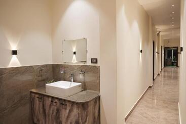 پانسیون Kesar Nivas Luxury Guest House