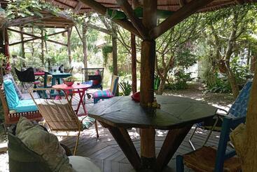 پانسیون Nature Hostel