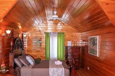 پانسیون Red Knot Manor