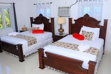 پانسیون Red Knot Manor