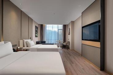 Atour X Hotel Urumqi Railway Bureau Satellite Plaza