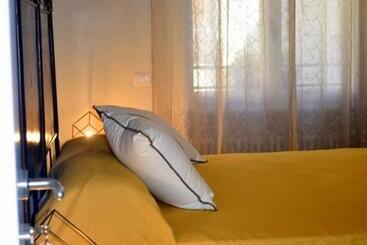 تختخواب و صبحانه Il Trovatore Rooms