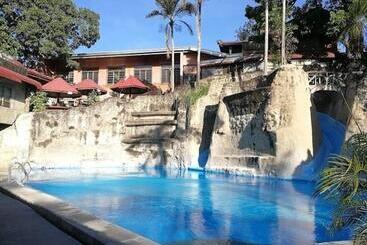 Casa Patricia Hotel & Resort