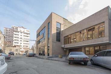 هتل Armena Hostel