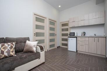 هتل Armena Hostel