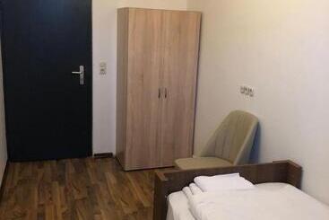 هتل Hostel Casa Andalucia