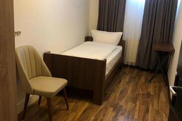 هتل Hostel Casa Andalucia