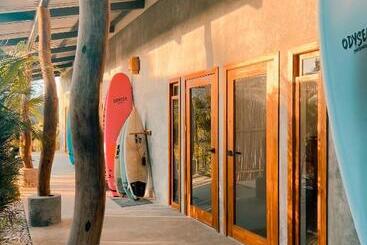 هتل Tukasa   Surfhouse