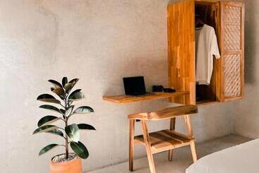 هتل Tukasa   Surfhouse