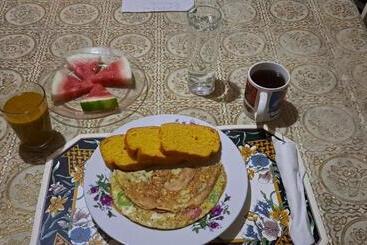 Kingston Airport Bed And Breakfast