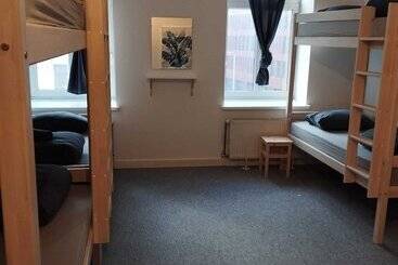 Lighthouse Hostel & Rooms