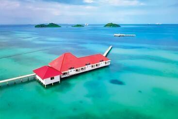 منتجع Morelo Water Villa