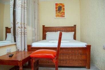 هتل Best Point Group Zanzibar