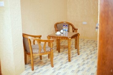 هتل Best Point Group Zanzibar