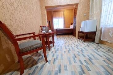 هتل Best Point Group Zanzibar