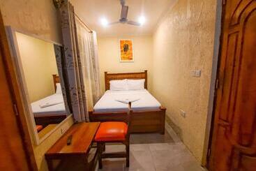 هتل Best Point Group Zanzibar