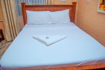هتل Best Point Group Zanzibar