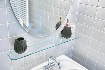 هتل Doppelzimmer Mit Terrasse