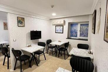 هتل Timex Suites