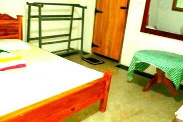 پانسیون Habarana City Hostel
