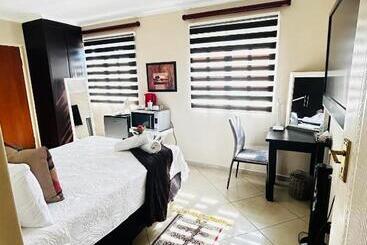 پانسیون Coastal Suite At Private Home Lyndhurst