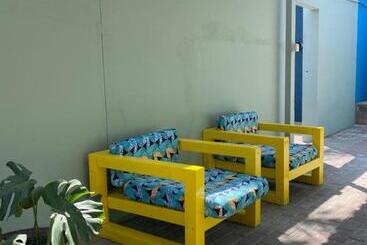 هاستل Nambani House