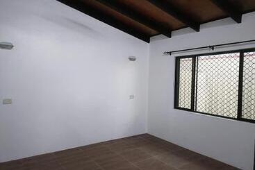 Balabala Bed & Breakfast I