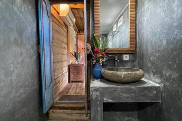 تختخواب و صبحانه Oemah Gebagan 78 Pertiwi Room