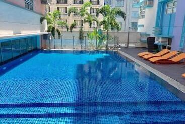 هتل 101 Nb Samspacious Accomodation Place