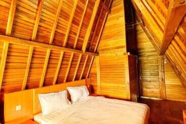 酒店 Anara Villa Samosir Managed By 3 Smart