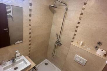 هتل Aqua Prenociste Palic