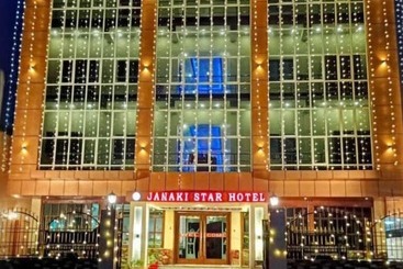 هتل Janaki Star