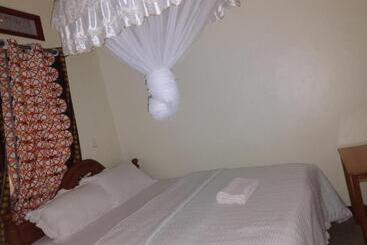 هتل Sawa Sawa Guest House