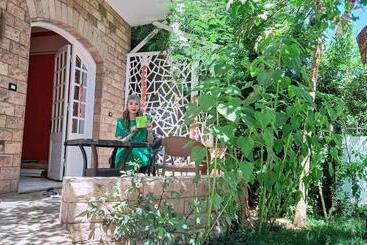 پانسیون Dream Garden Luxor
