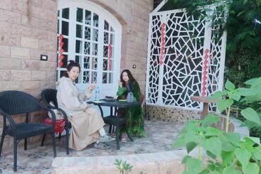 پانسیون Dream Garden Luxor