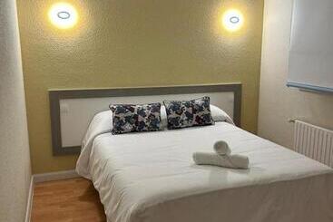 پانسیون Hostal Restaurante Posada Del Duque