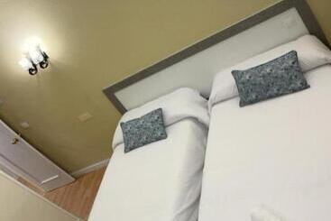 پانسیون Hostal Restaurante Posada Del Duque