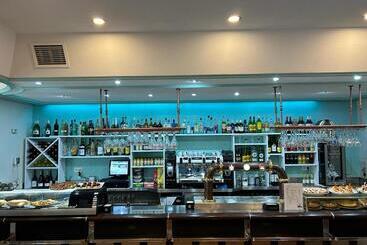 پانسیون Hostal Restaurante Posada Del Duque