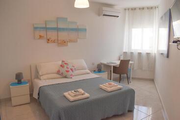 پانسیون Targura Lodging